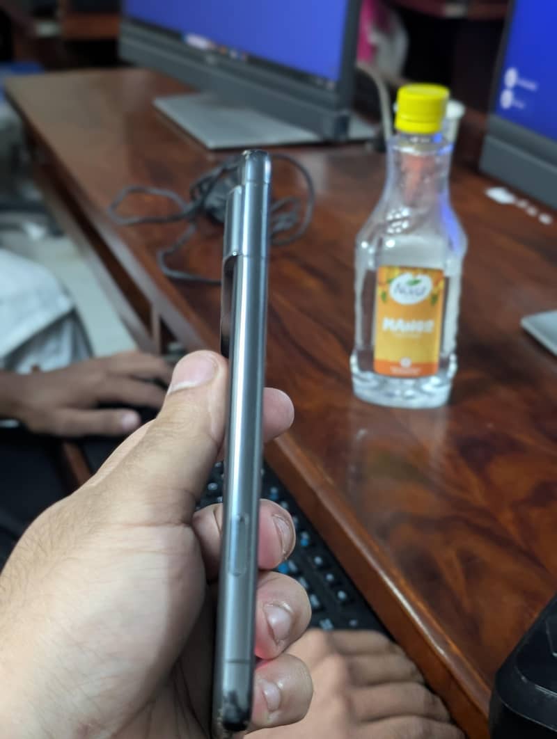 Google Pixel 8 Pro 9