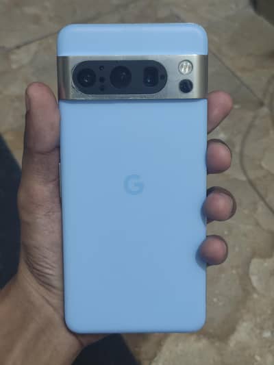 Google Pixel 8 Pro