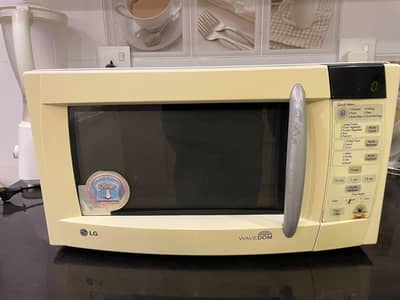 LG microwave