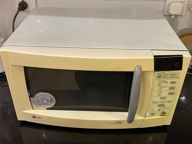LG microwave 2