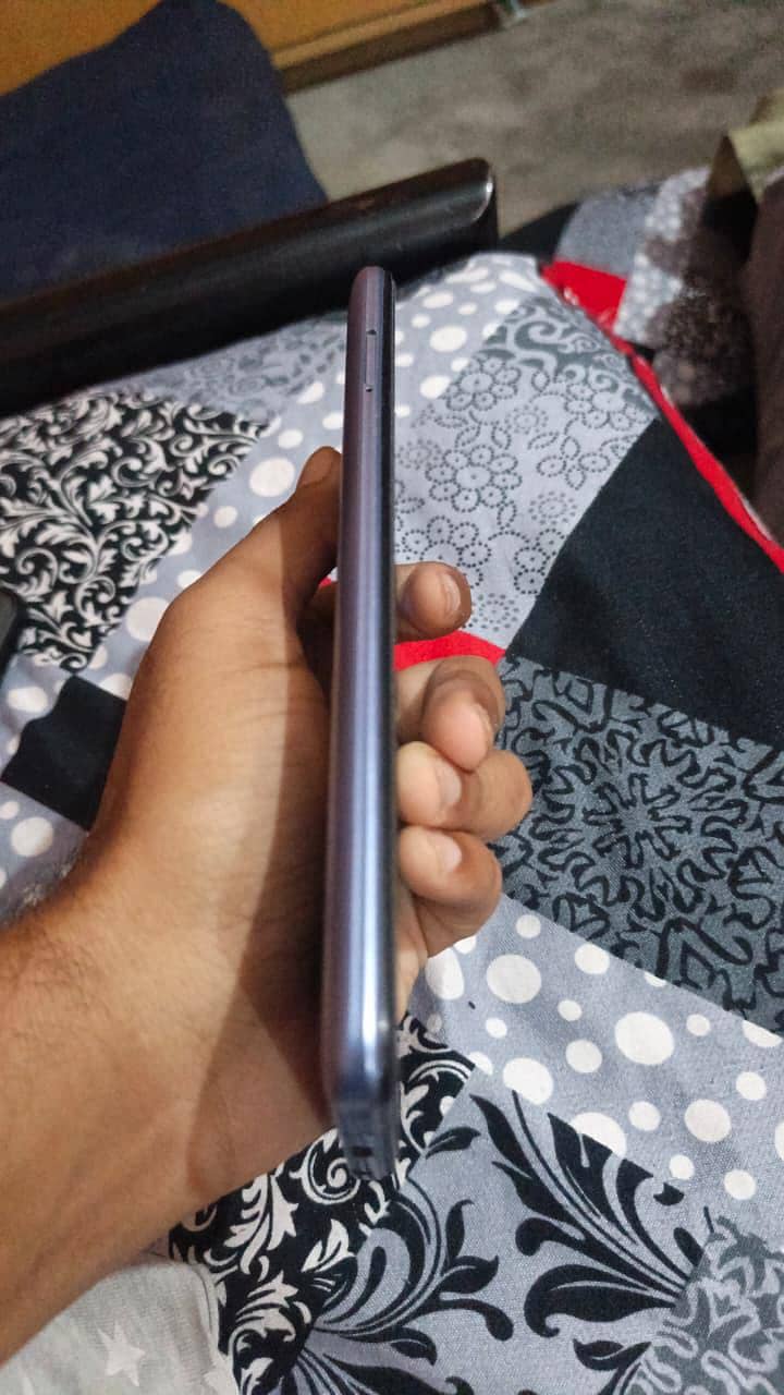 Tecno Pova 2 3
