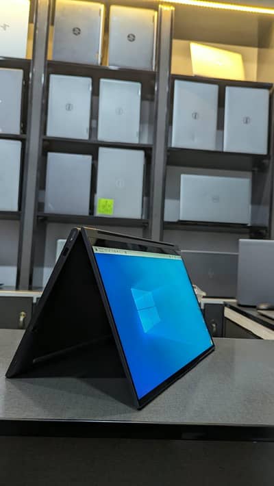 Lenovo Yoga 9i – Premium Performance & Elegant Design
