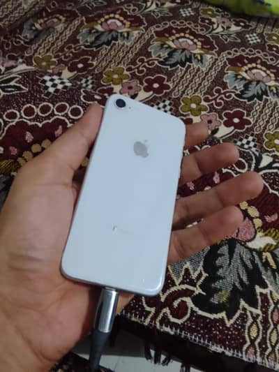 Apple iPhone 8