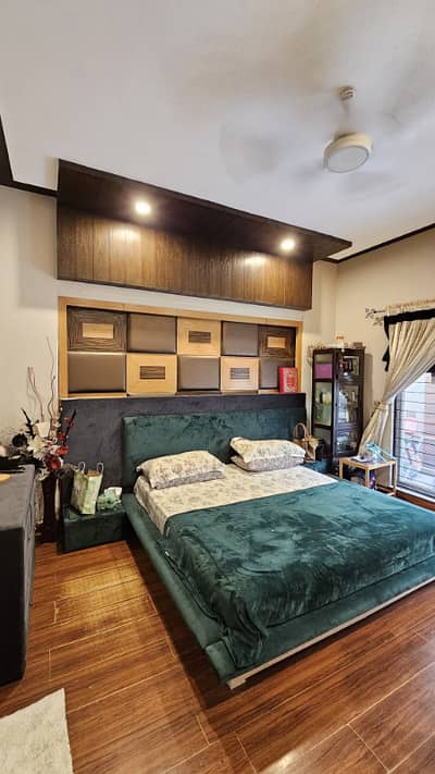 1Kanal most Beautiful House Available For Sale DHA Phase 3