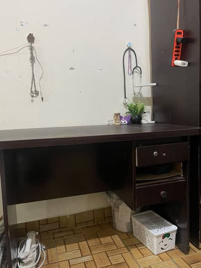 study table and chair