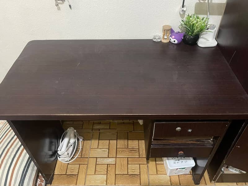 study table and chair 5