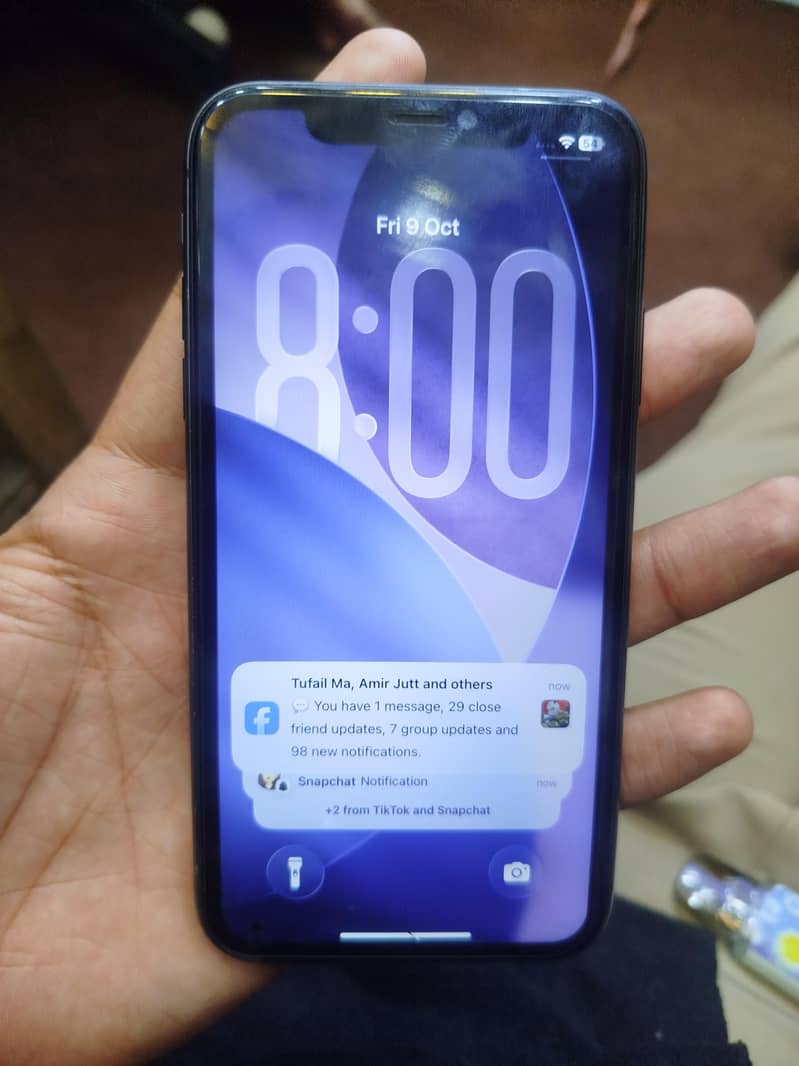 Apple iPhone 11 0