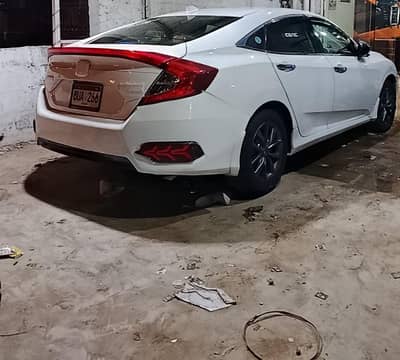 Honda Civic 2021 UG