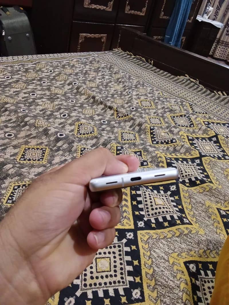 Google Pixel 7a 1