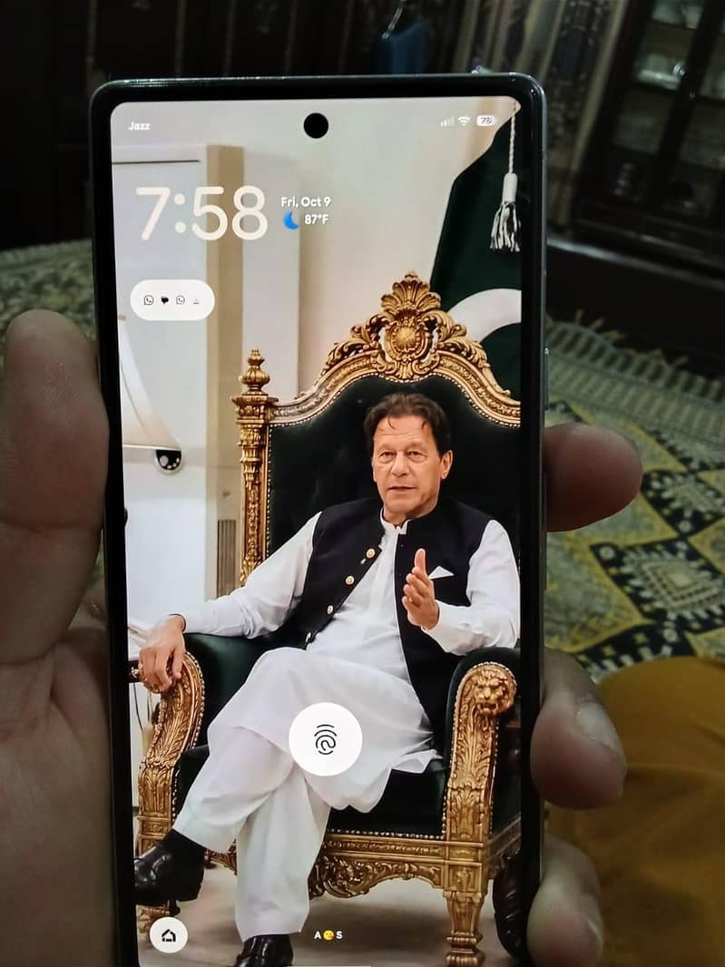 Google Pixel 7a 2
