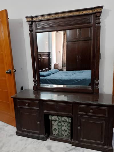 Dressing Table For Sale