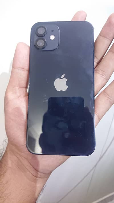 Apple iPhone 12