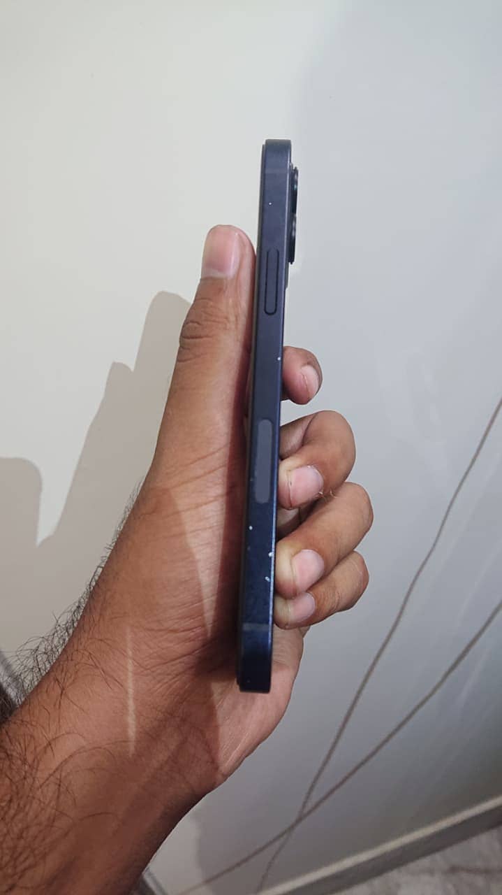 Apple iPhone 12 1