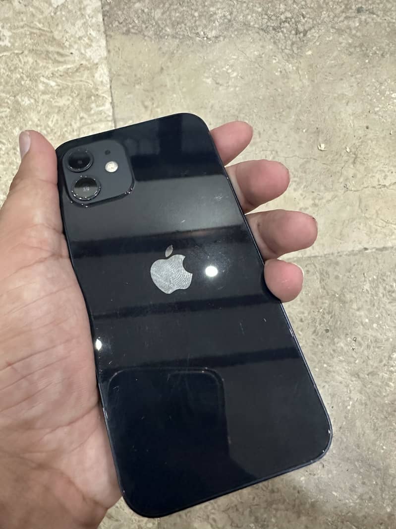 iPhone 12 5