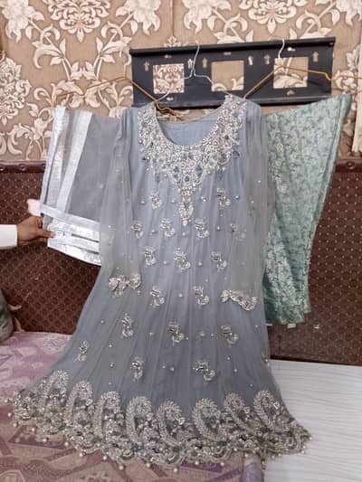 grey net short frock medium 3 piece