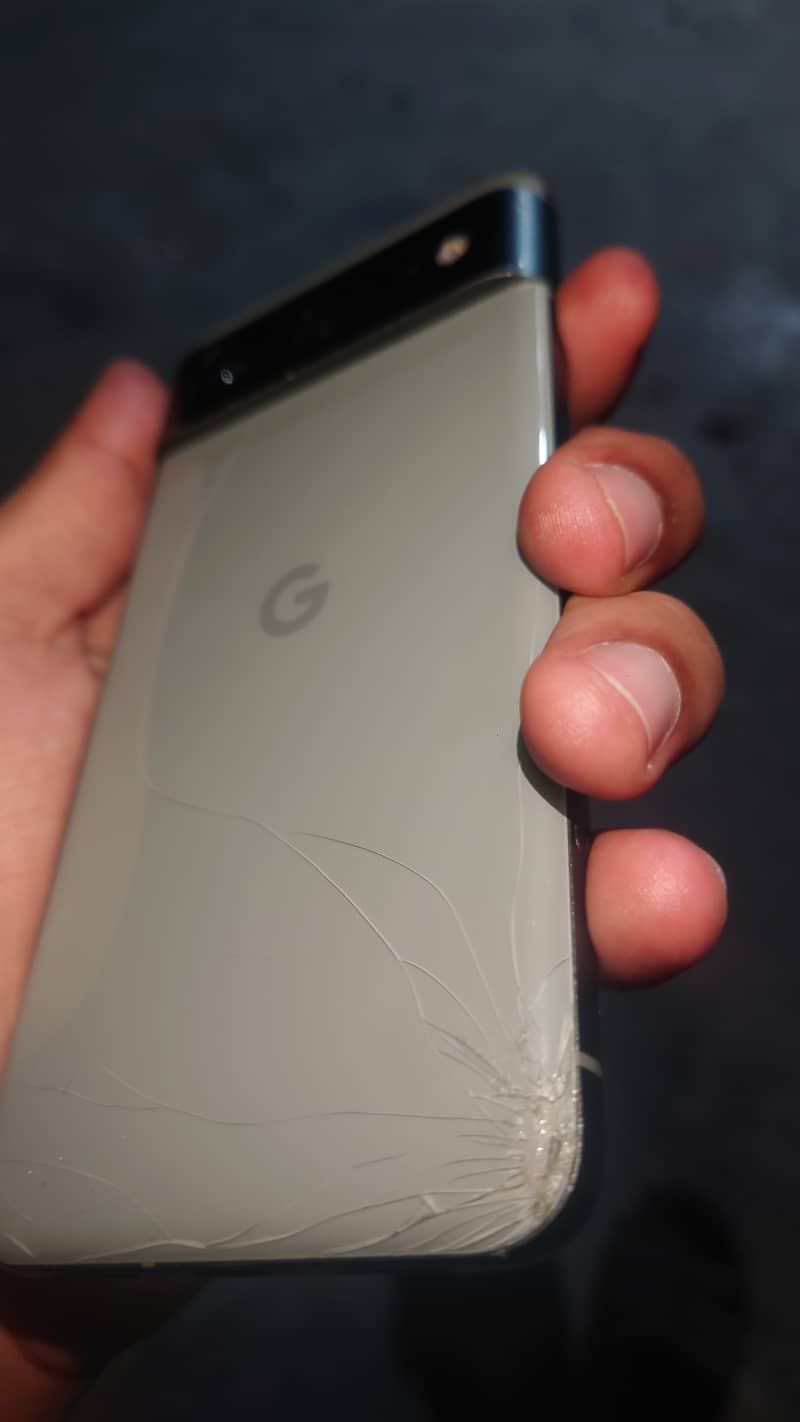 Google Pixel 8 3