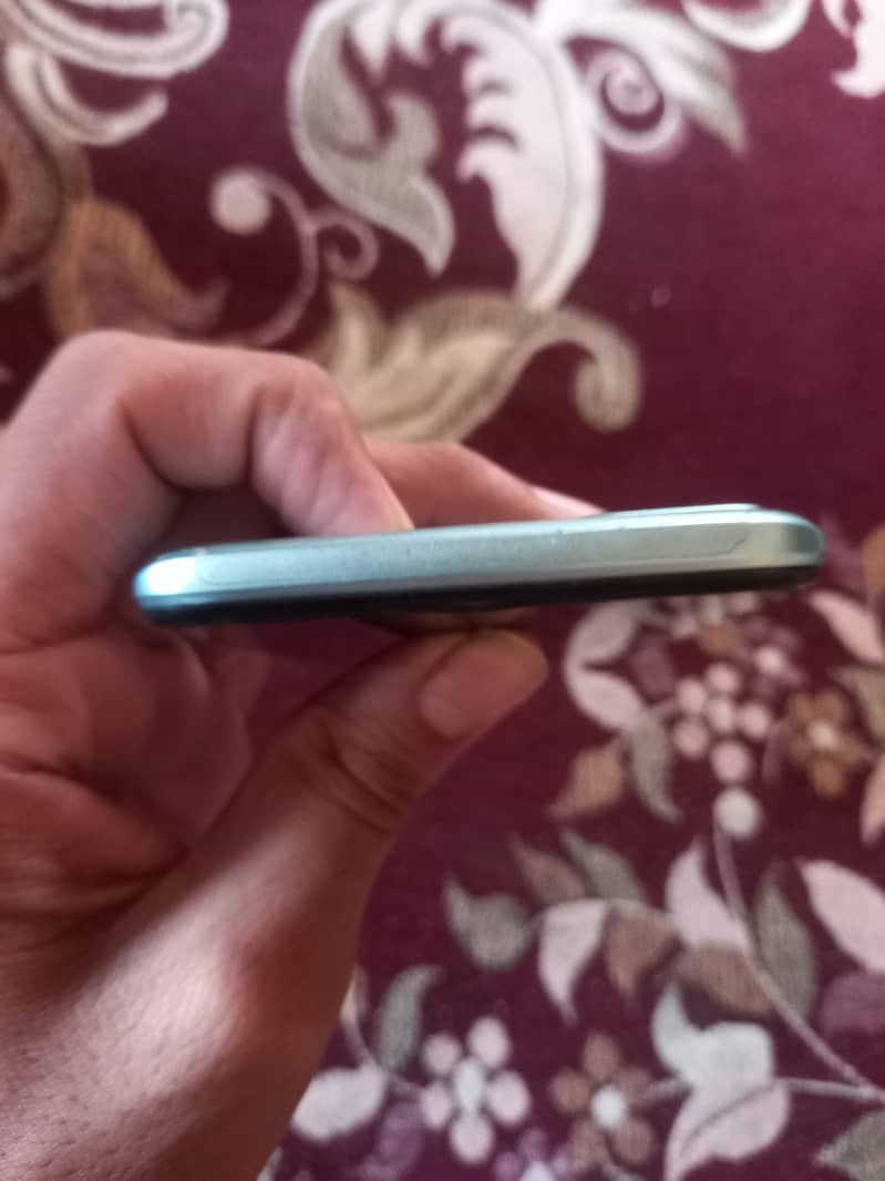 Itel Vision 2 Pro 4
