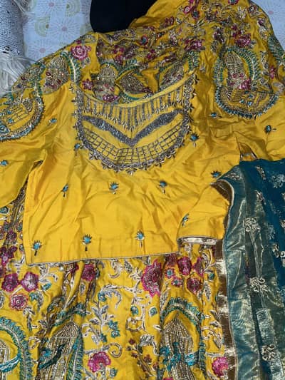 Mehendi lehenga 10/10 condition