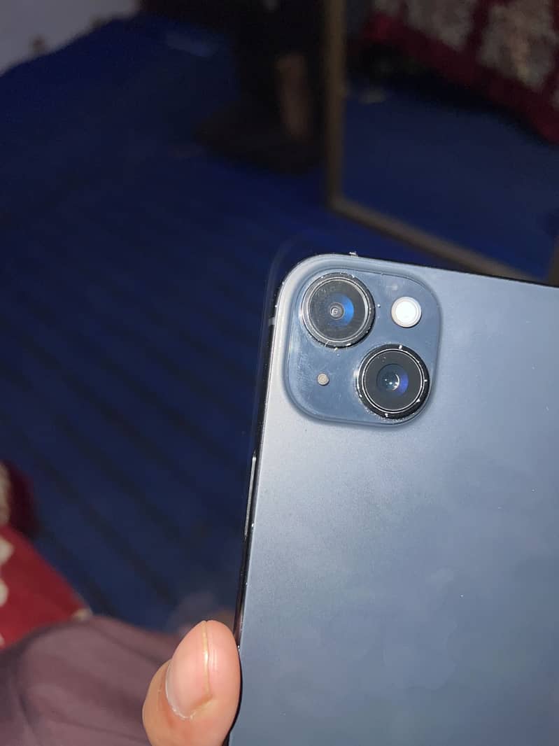 Apple iPhone 15 plus 3