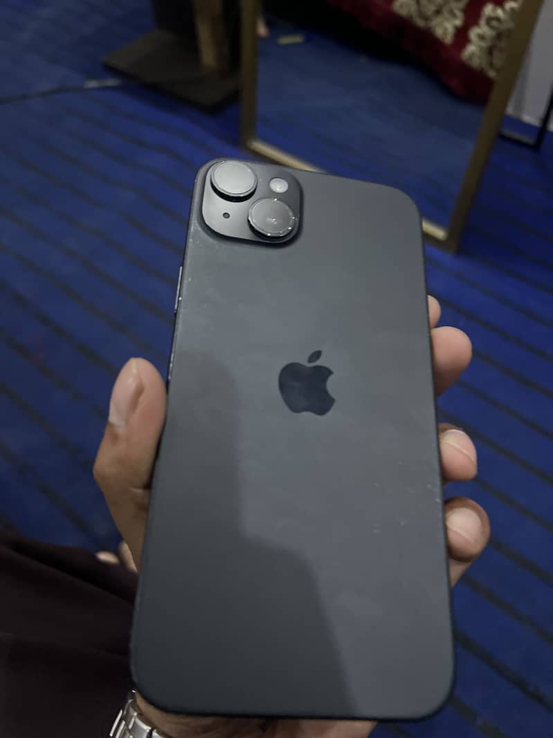 Apple iPhone 15 plus 4