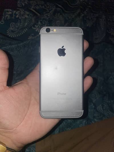 Apple iPhone 6 (sim working)