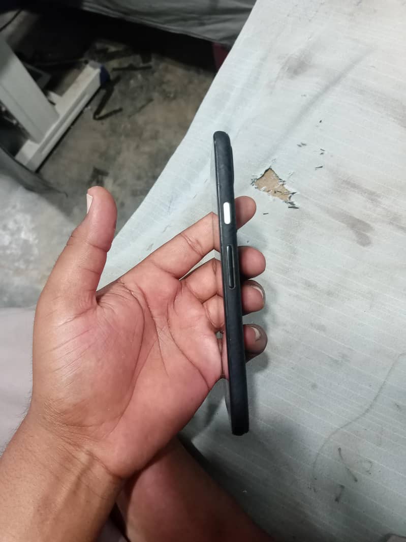 Google Pixel 4a 4