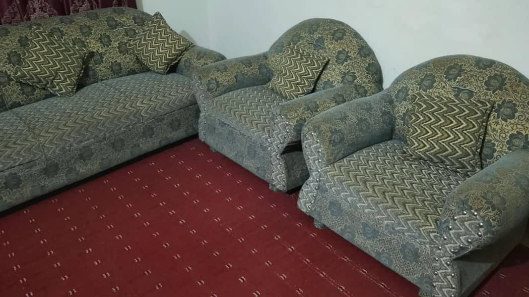 5 seater sofa 3