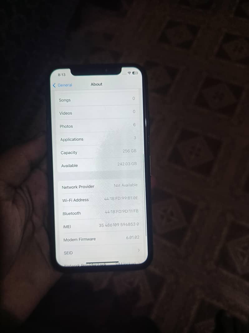 Apple iPhone X 4