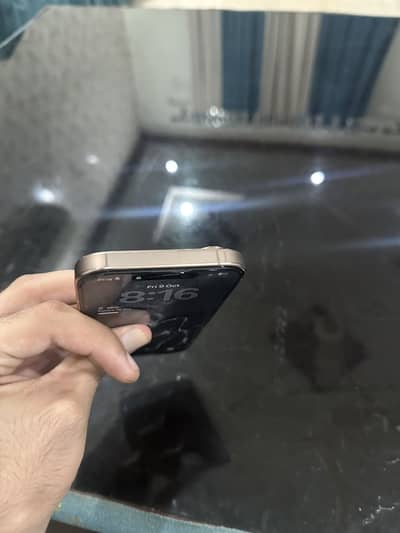 Apple iPhone 16 Pro