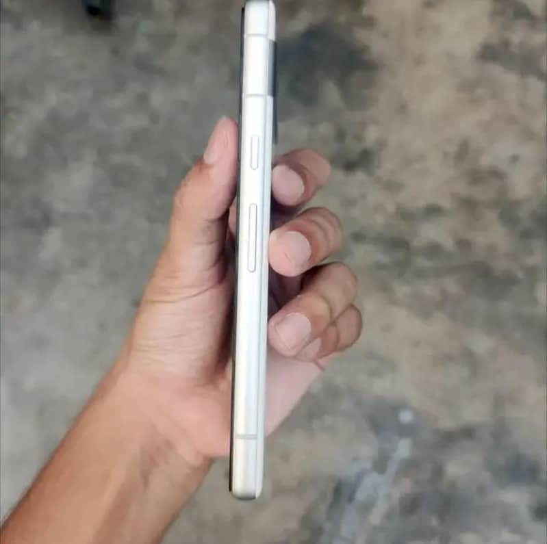 Google Pixel 7a 2