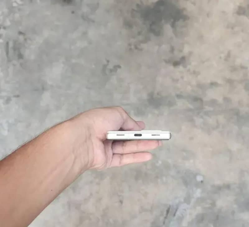 Google Pixel 7a 3