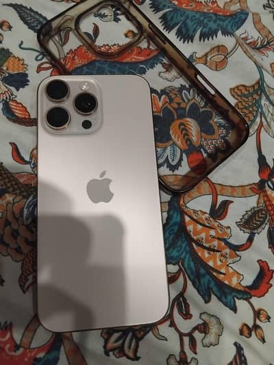 Apple iPhone 16 Pro Max