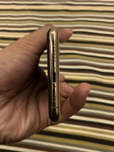 Apple iPhone XS