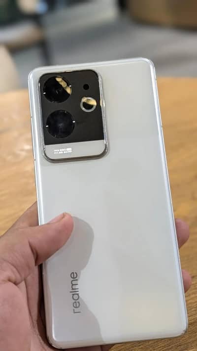 Realme GT 6