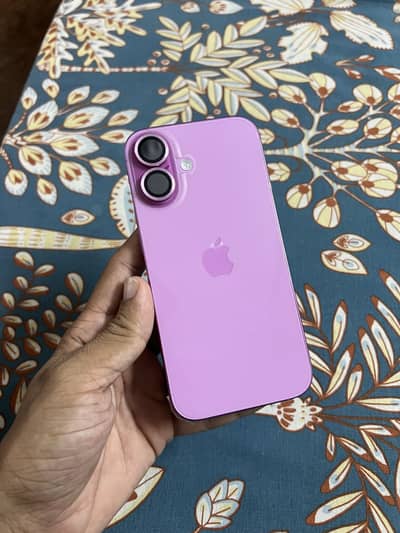 Apple iPhone 16