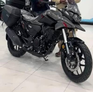 liffan kpt 250cc with box 1300 kilometers drive only