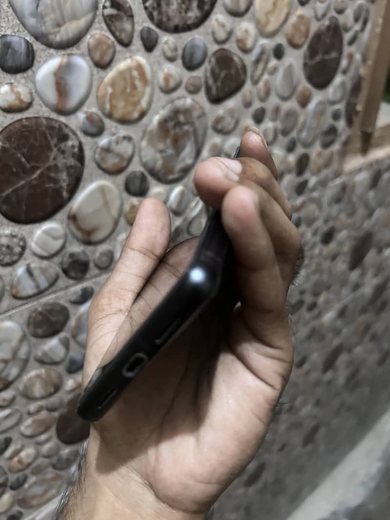 Google Pixel 7a 2