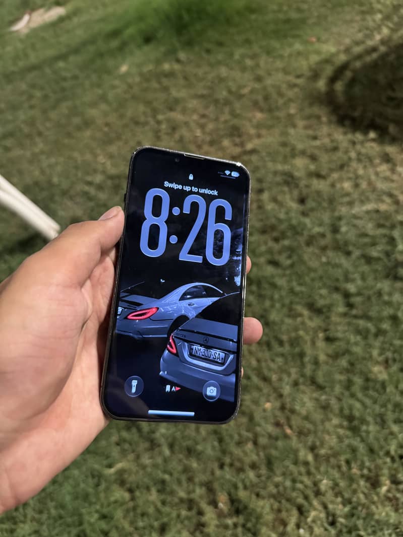 Apple iPhone 13 Pro 1
