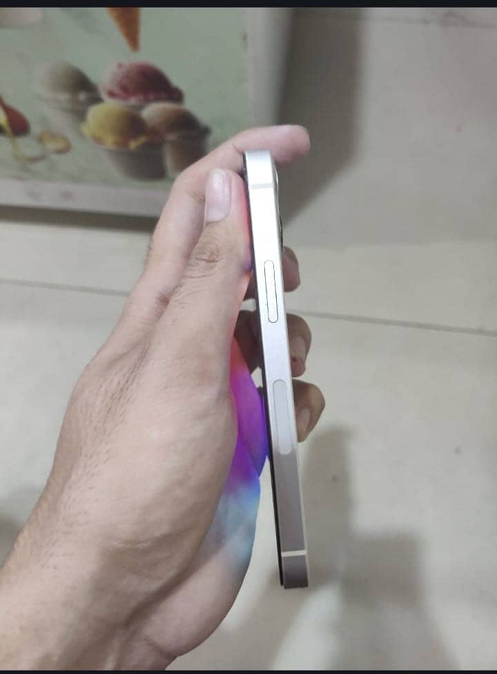 Apple iPhone 12 mini 2