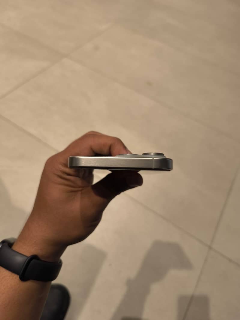 Apple iPhone 15 Pro Max 7