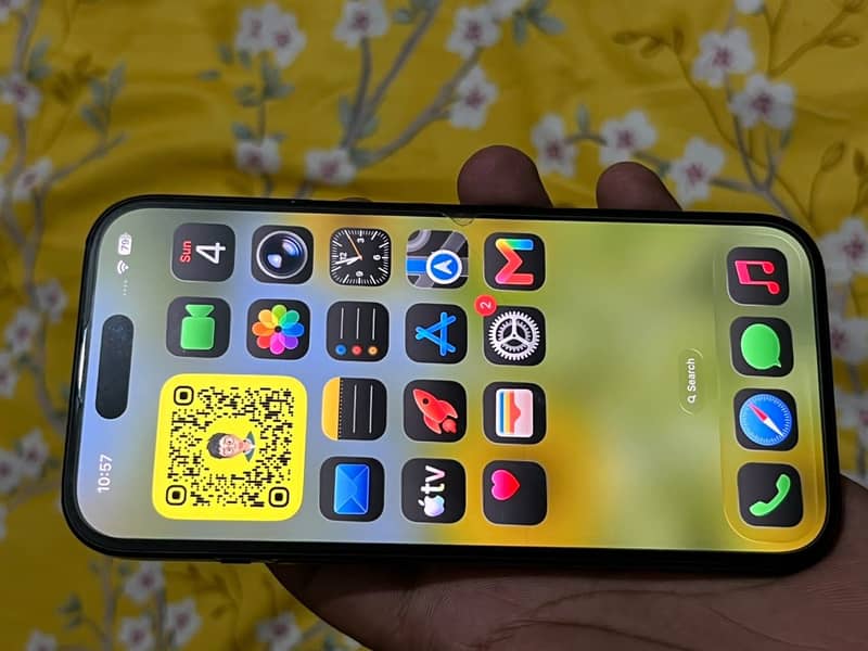 Apple iPhone 15 6
