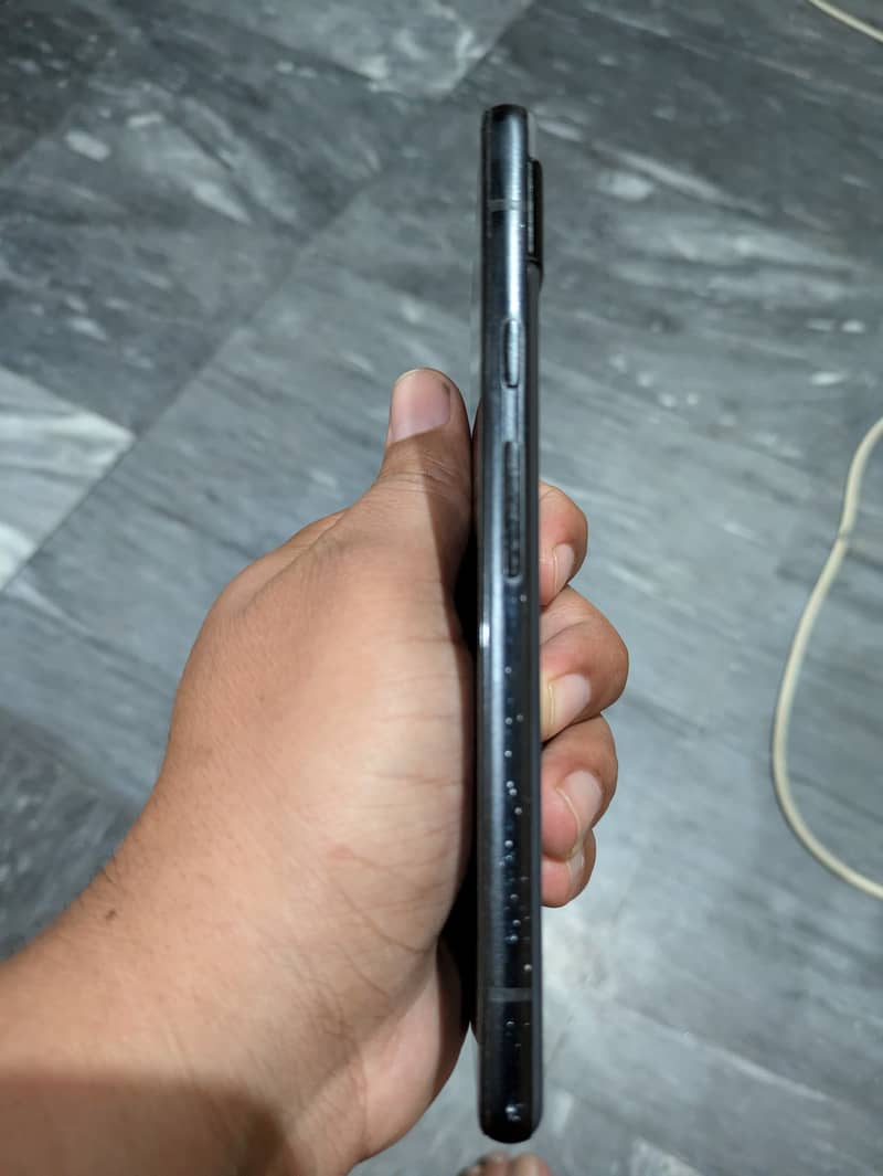 Google Pixel 6a 4