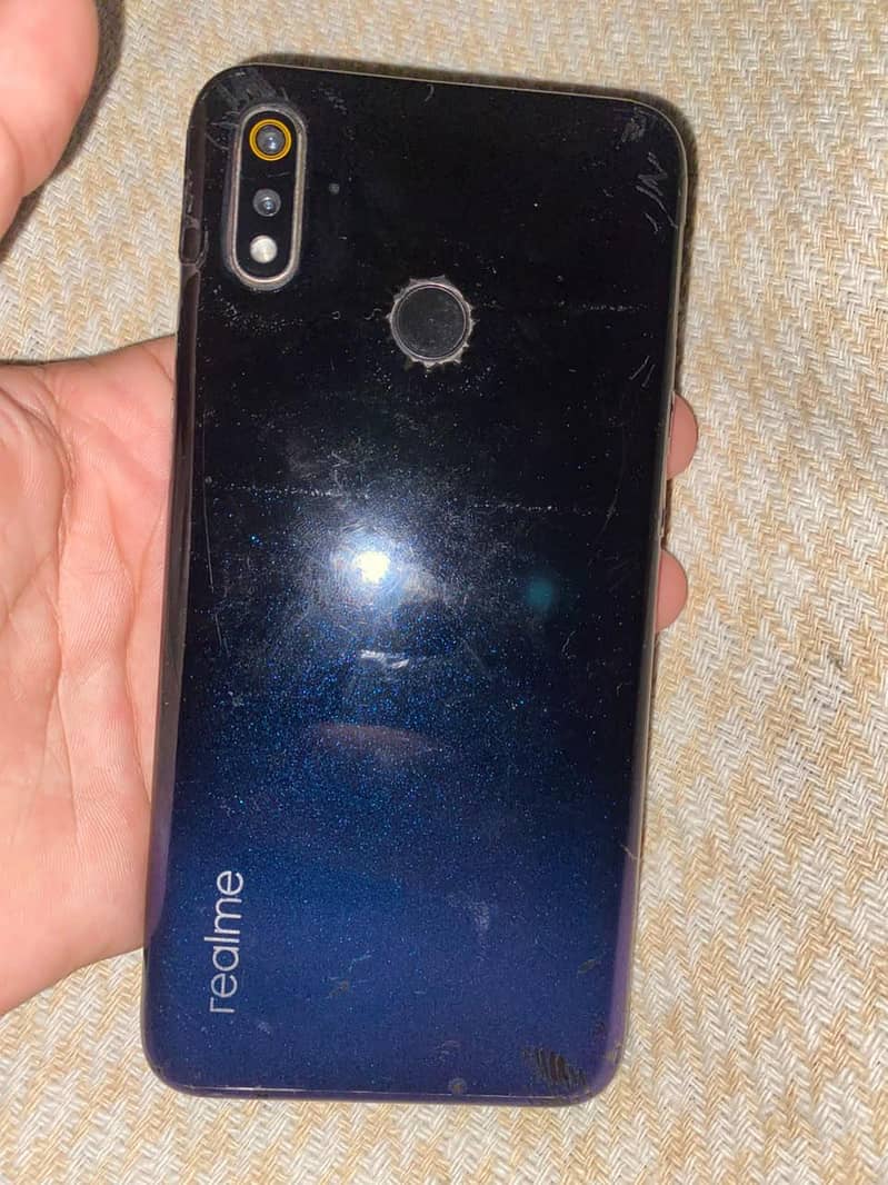 Realme 3 2