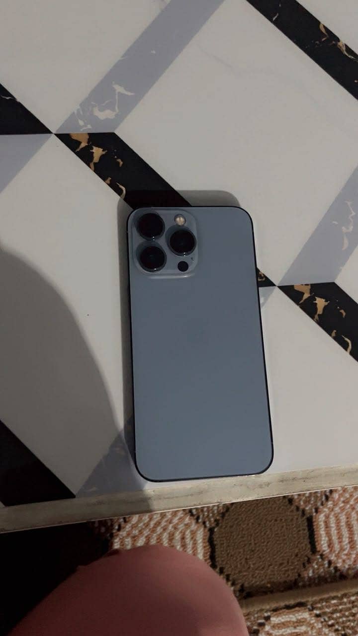 Apple iPhone 13 Pro 0