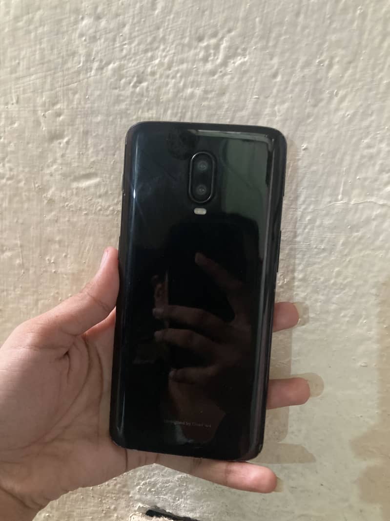 One Plus 6T 2