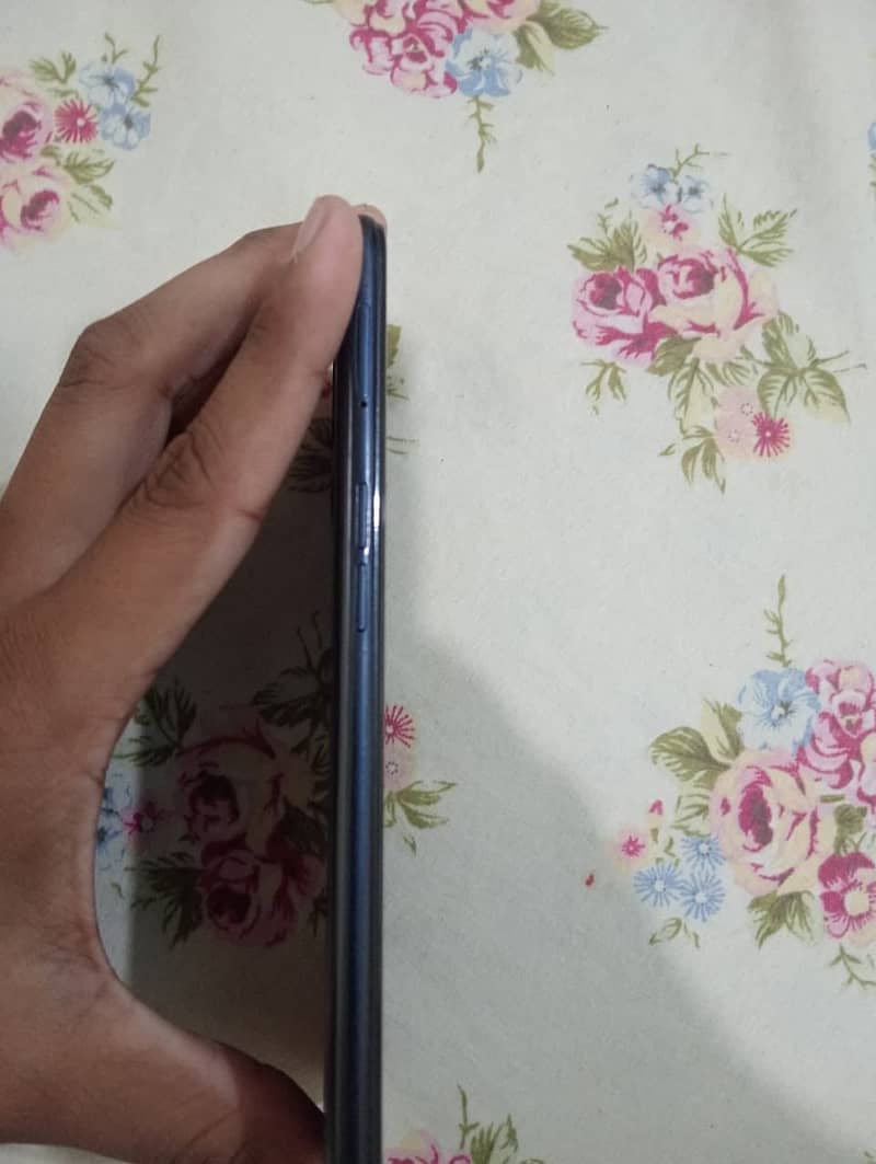 OPPO A54 1