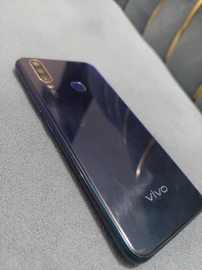 Vivo Y15