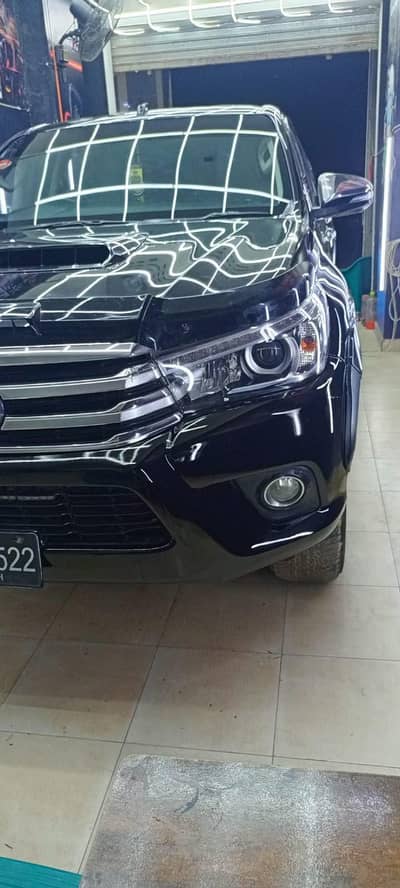 TOYOTA REVO