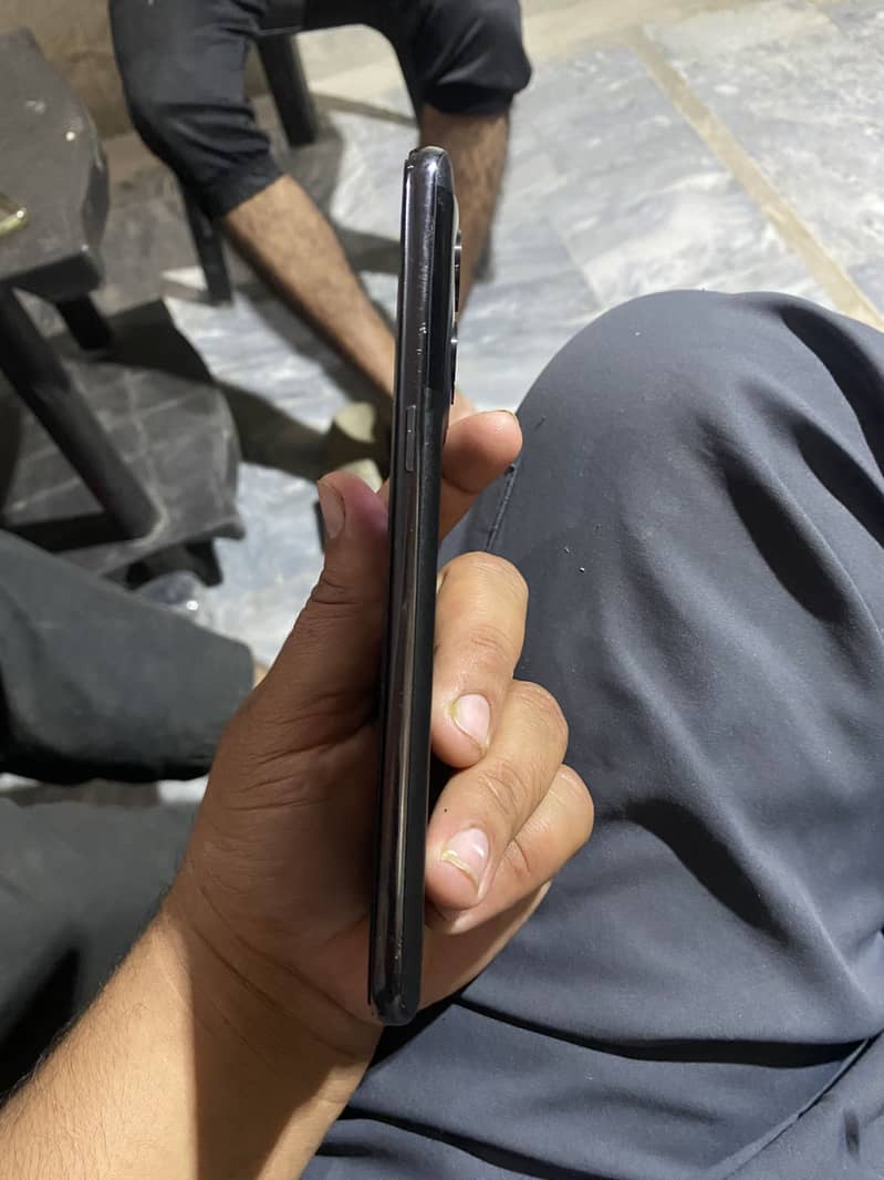 One Plus 10T 3