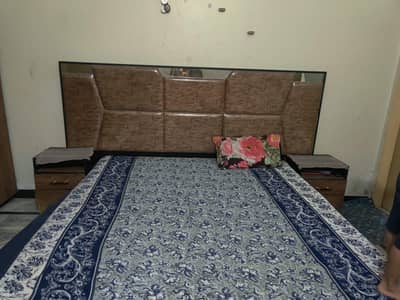 Complete Wooden Bedroom Set – Double Bed, Almari & Dressing